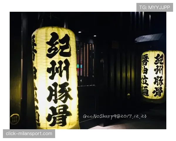 王昶背的那只“小包”被店员随口报了价格,整桌人一下子安静了 王昶背的那只“小包”被店员随口报了价格,整桌人一下子安静了